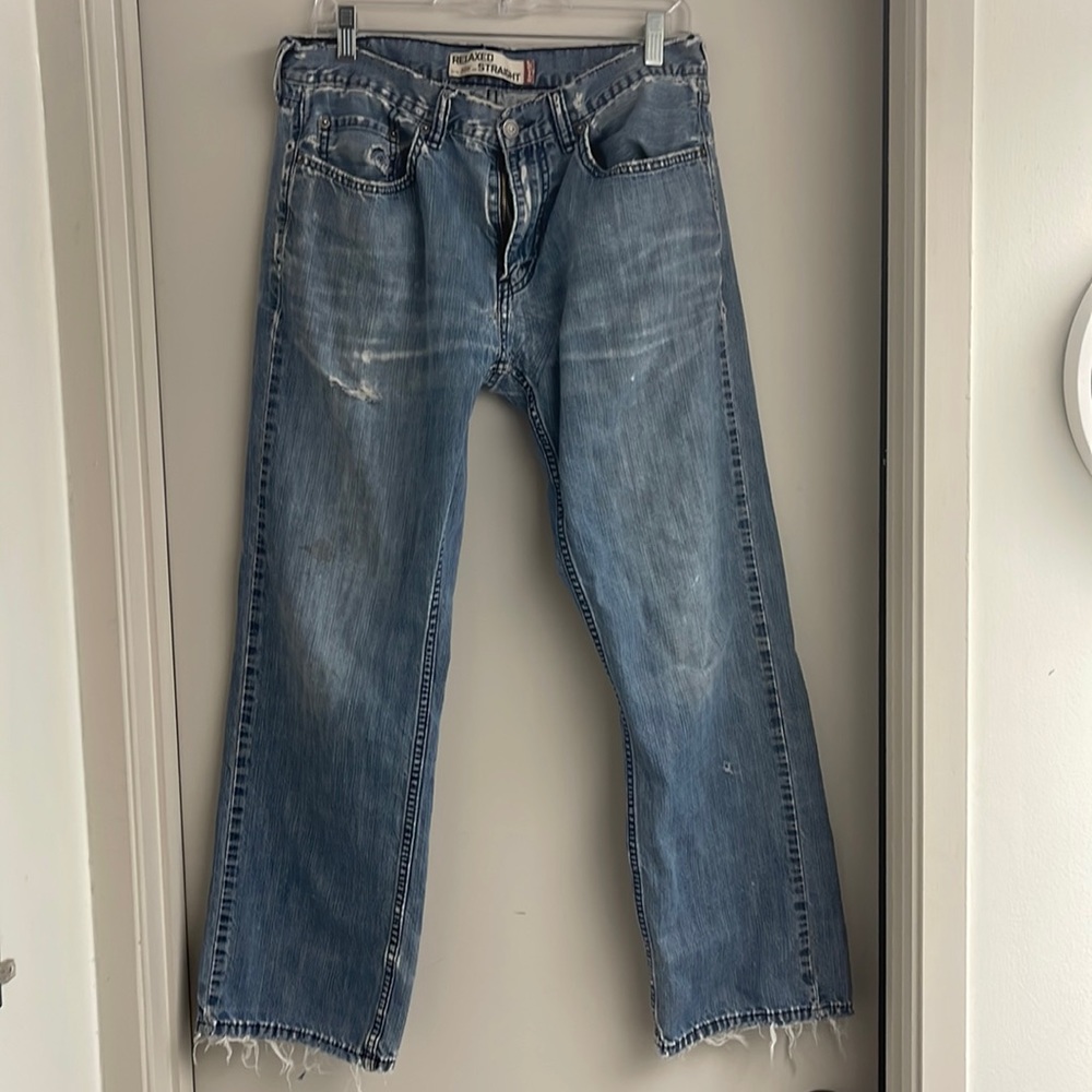 Vintage 1980s Levi’s 559  relax fit super light weight distress